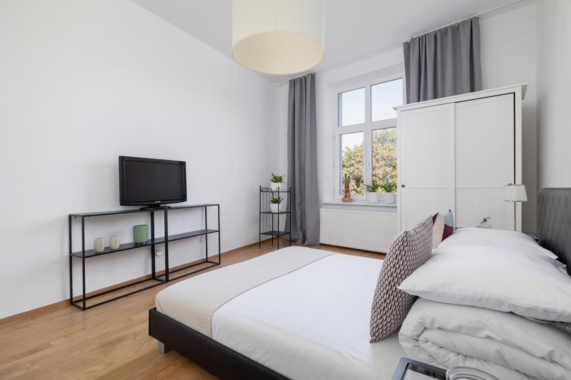1-Bedroom Apartment - Dluga 65 Street คราคูฟ ภายนอก รูปภาพ